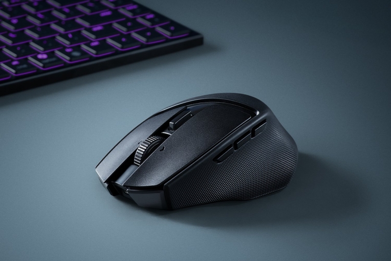 Razer выпустила компактные игровые мышь Basilisk Mobile и клавиатуру Joro для мобильного гейминга